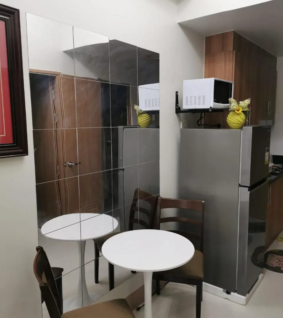 Aparthotel Good Day Staycation Shore 3 Pasay