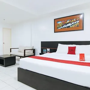 Отель Reddoorz At Evangelista Street Makati, Макати