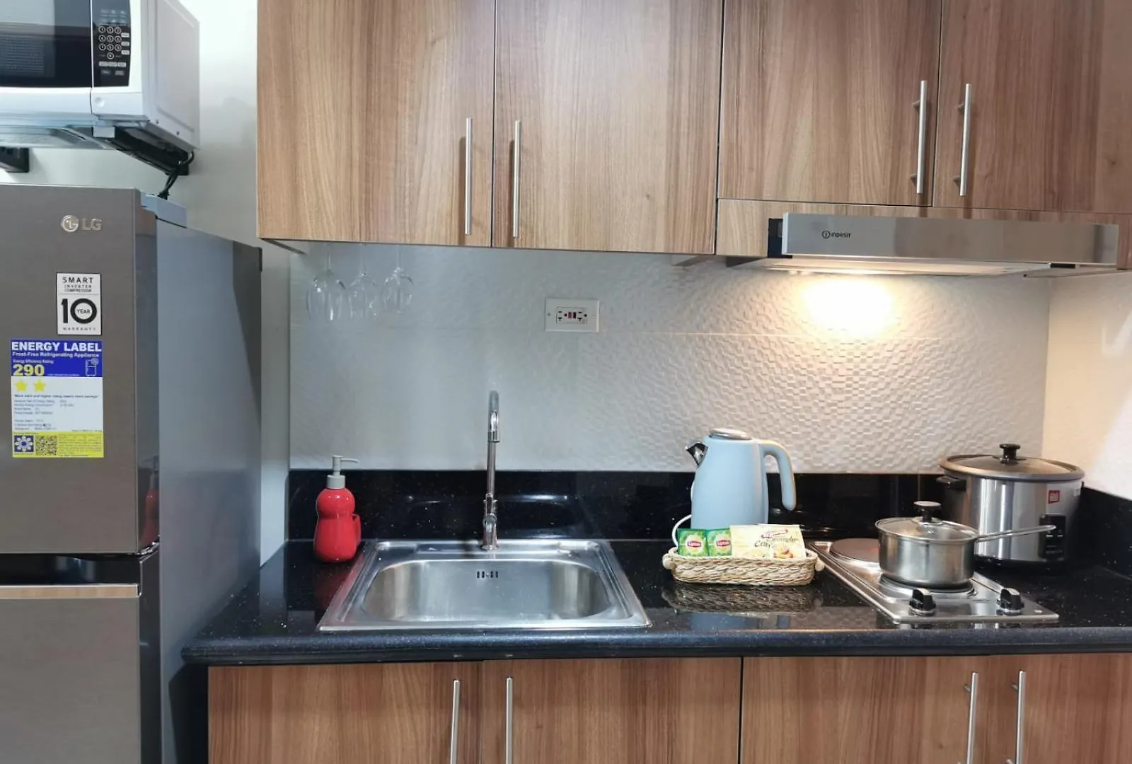 Апарт-отель Good Day Staycation Shore 3 Пасай